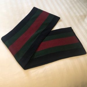 Gucci Wool Crook Knit Scarf